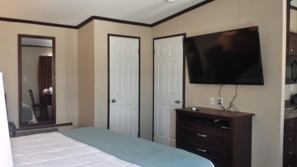 Instalodge Hotel And Suites Karnes City Εξωτερικό φωτογραφία